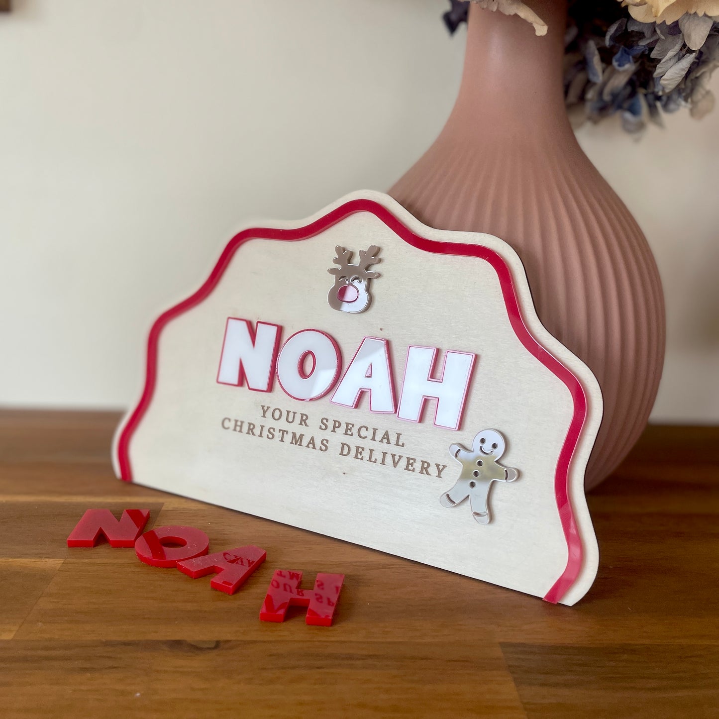 Crate Plaque | Gingerbread and Reindeer Design