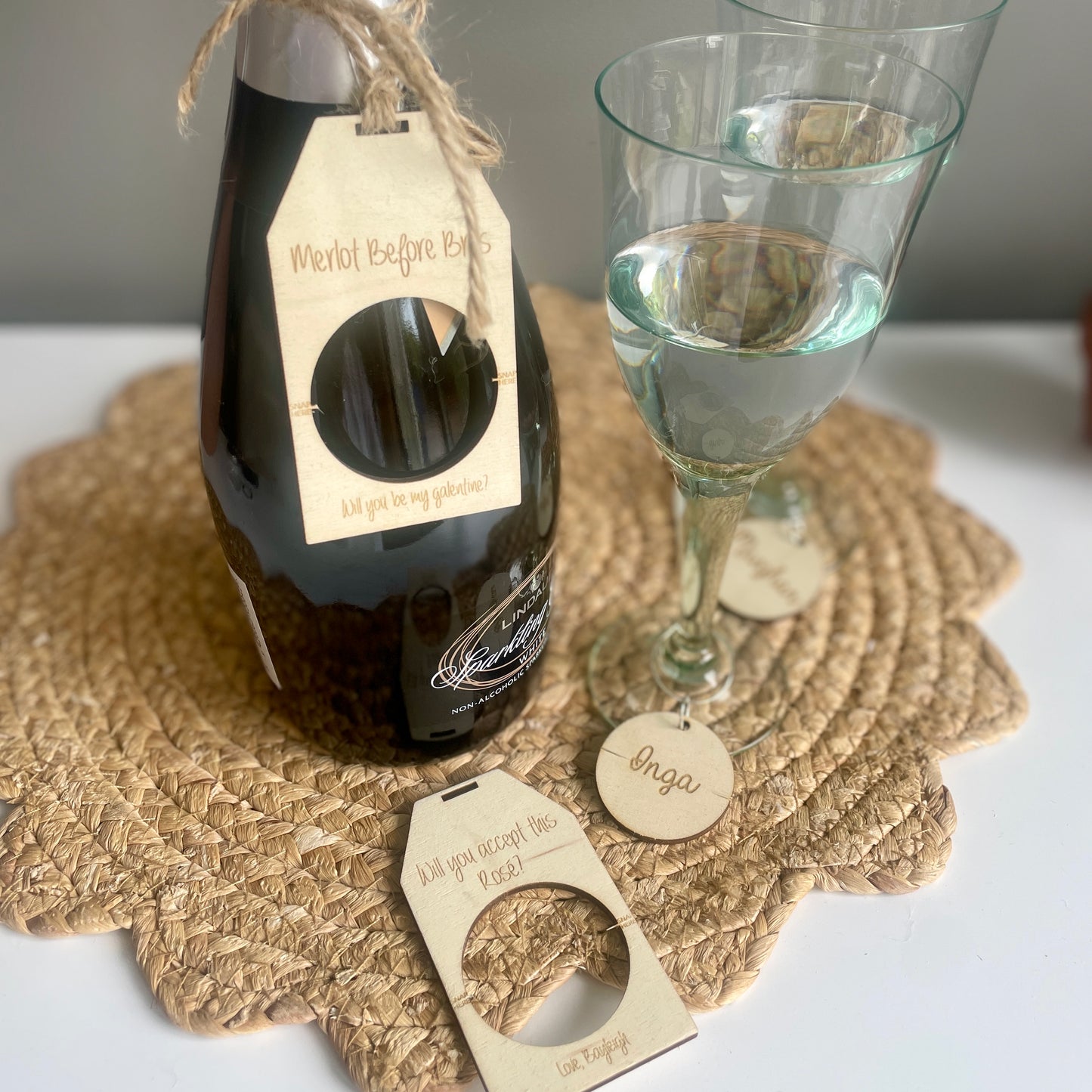 Pop Out Wine Gift Tag/Glass Charm